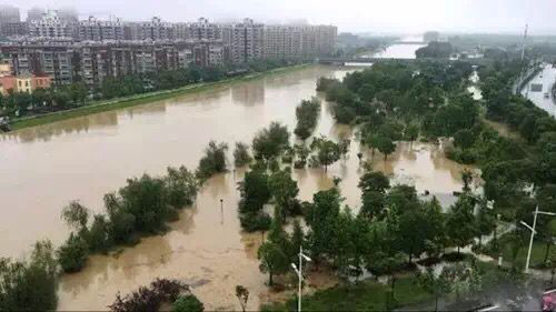【企業(yè)快訊】風雨中的堅守 抗天災(zāi)保家園